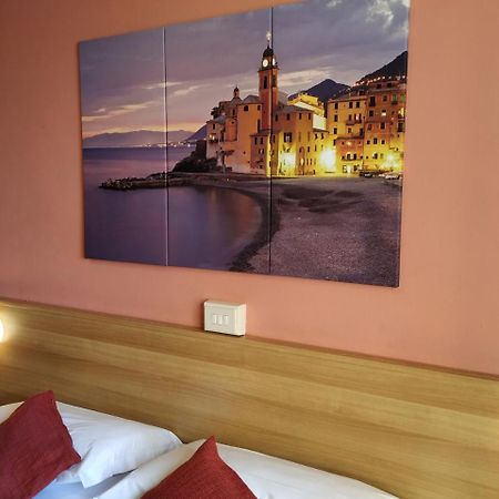 Augusta Albergo B&B Камольї Екстер'єр фото