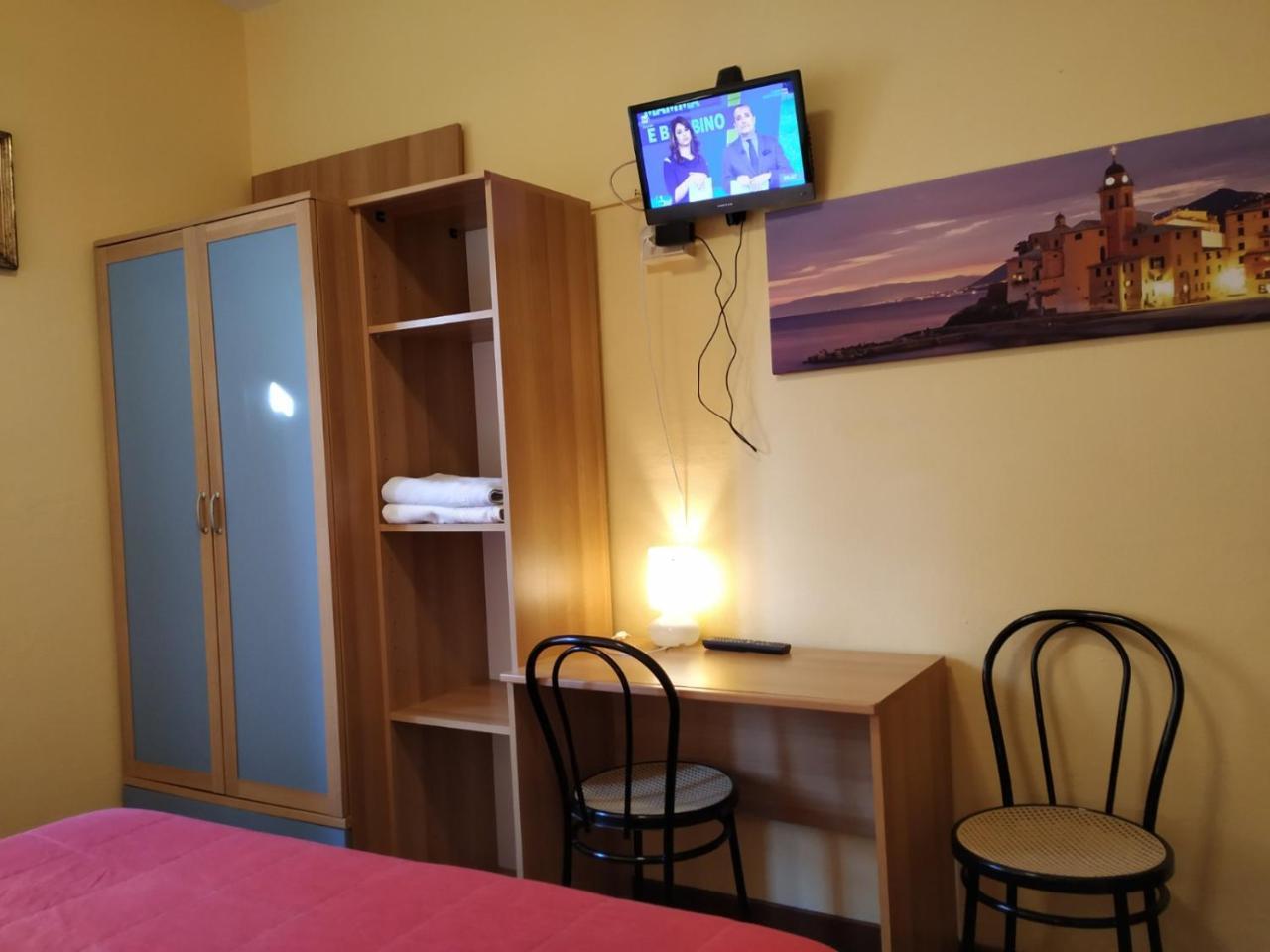 Augusta Albergo B&B Камольї Екстер'єр фото