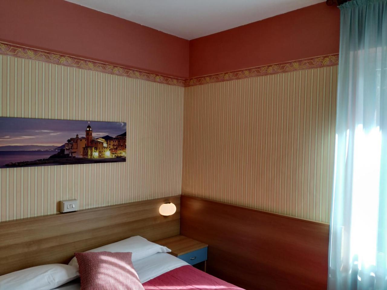 Augusta Albergo B&B Камольї Екстер'єр фото
